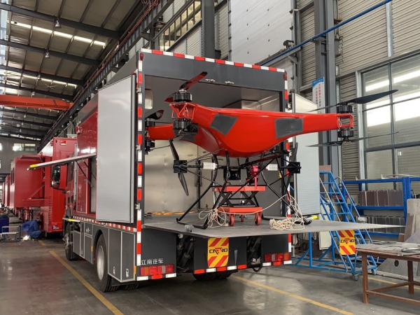 無(wú)人機(jī)運(yùn)輸車