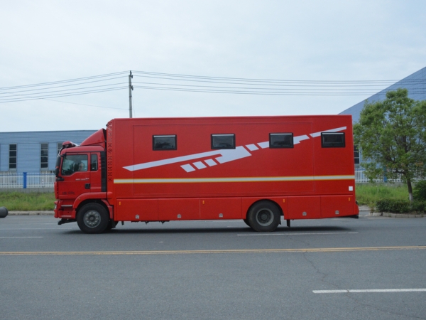 JDF5161TXFLY08/Z6應(yīng)急保障消防車