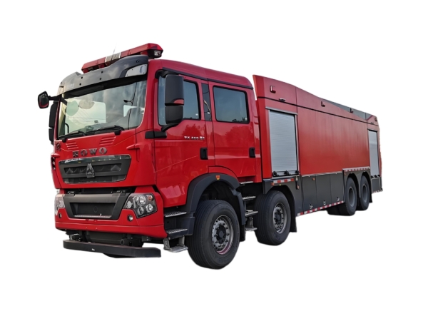 重汽豪沃18噸水罐消防車